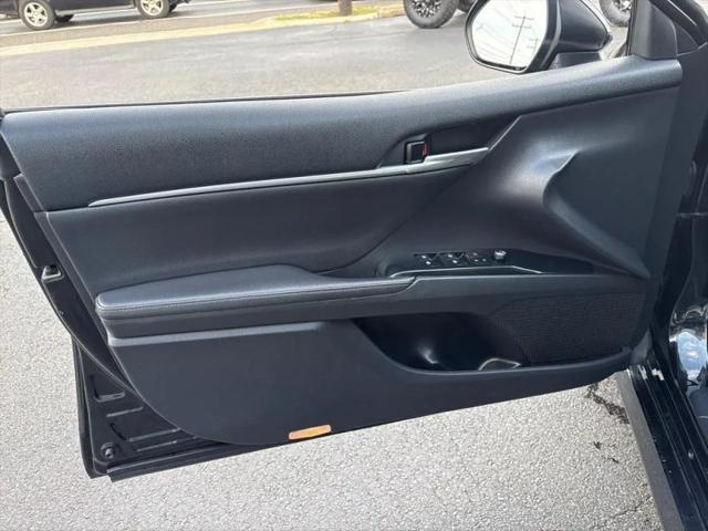 2020 Toyota Camry XLE AWD
