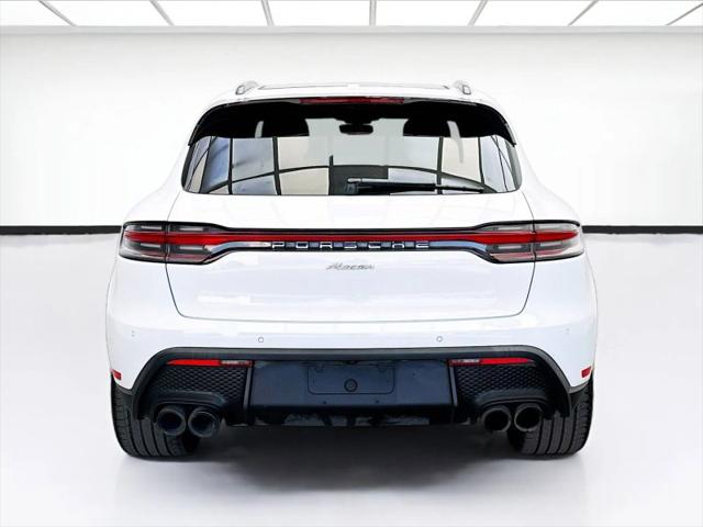2022 Porsche Macan Base
