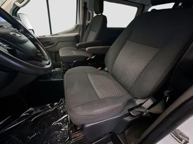 2020 Ford Transit Passenger Wagon XL