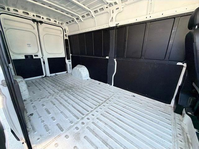 2025 Ram ProMaster 2500 Cargo Van Tradesman High Roof 159" WB w/Pass Seat