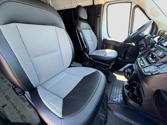 2025 Ram ProMaster 2500 Cargo Van Tradesman High Roof 159" WB w/Pass Seat