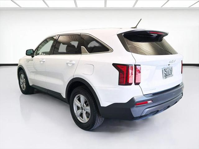 2023 Kia Sorento LX