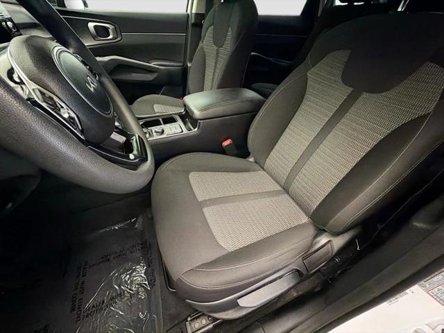 2023 Kia Sorento LX