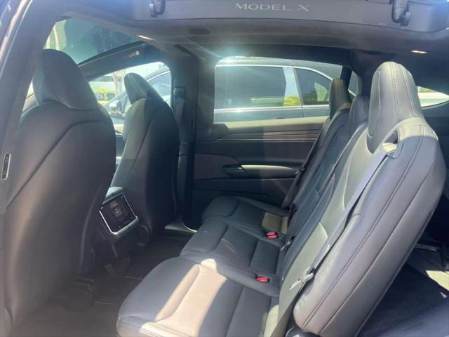 2023 Tesla Model X Standard Range