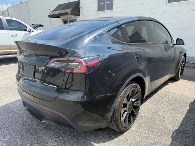 2022 Tesla Model Y Long Range Dual Motor All-Wheel Drive