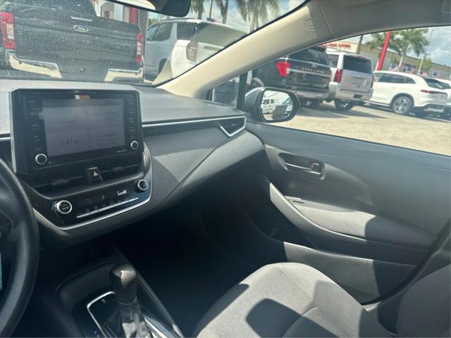 2022 Toyota Corolla LE
