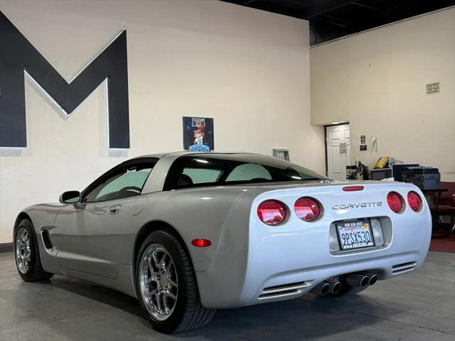 1998 Chevrolet Corvette Base