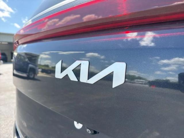 2025 Kia Carnival MPV LXS