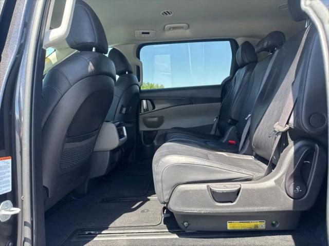 2025 Kia Carnival MPV LXS