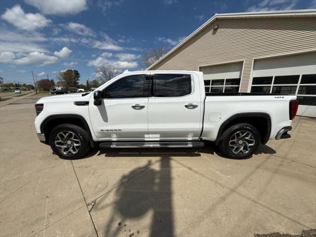 2023 GMC Sierra 1500 4WD Crew Cab Short Box SLT