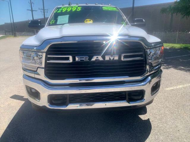 2020 Ram 3500 Big Horn Crew Cab 4x4 8' Box