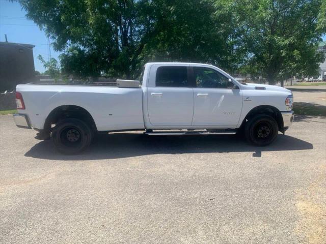 2020 Ram 3500 Big Horn Crew Cab 4x4 8' Box