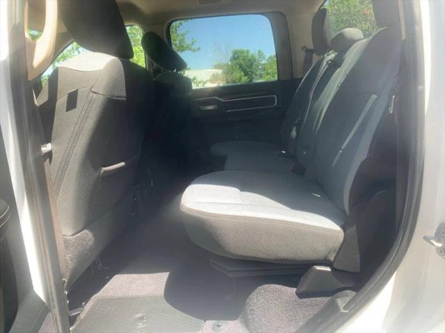 2020 Ram 3500 Big Horn Crew Cab 4x4 8' Box