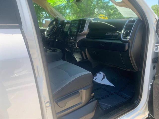 2020 Ram 3500 Big Horn Crew Cab 4x4 8' Box