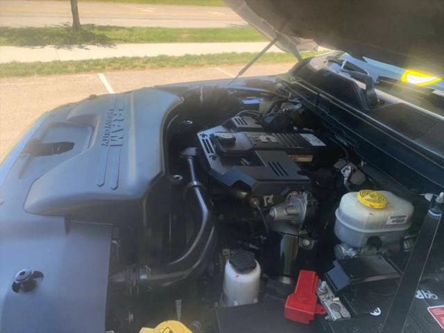 2020 Ram 3500 Big Horn Crew Cab 4x4 8' Box