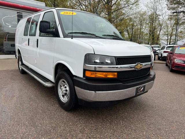 2024 Chevrolet Express Cargo Van RWD 2500 Regular Wheelbase WT