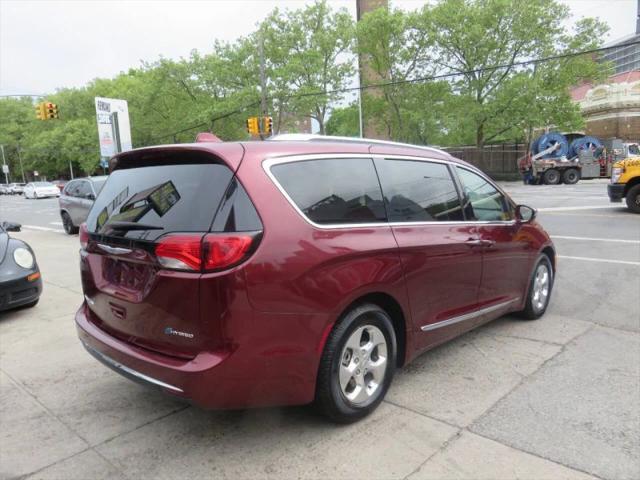 2018 Chrysler Pacifica Hybrid Limited