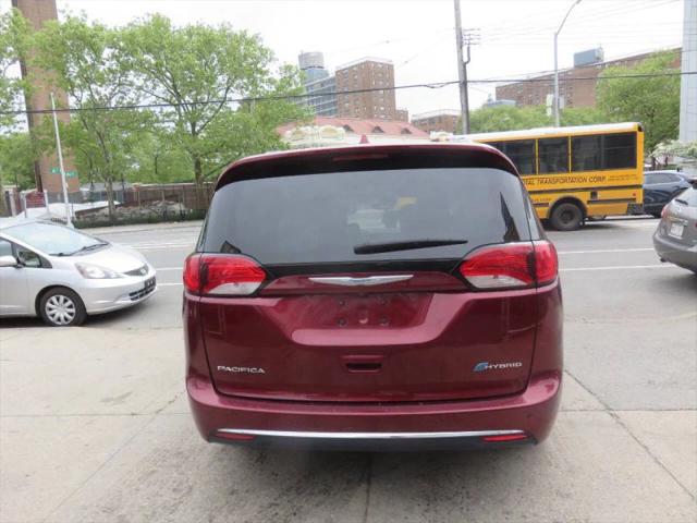 2018 Chrysler Pacifica Hybrid Limited