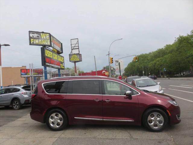 2018 Chrysler Pacifica Hybrid Limited