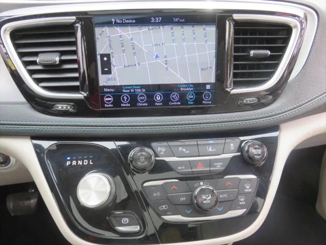 2018 Chrysler Pacifica Hybrid Limited