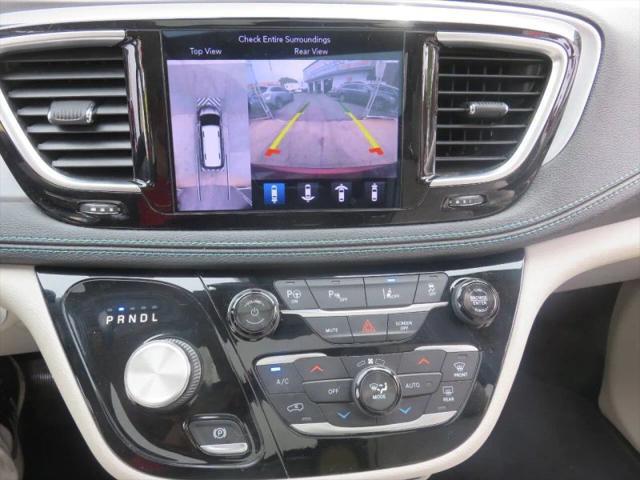2018 Chrysler Pacifica Hybrid Limited