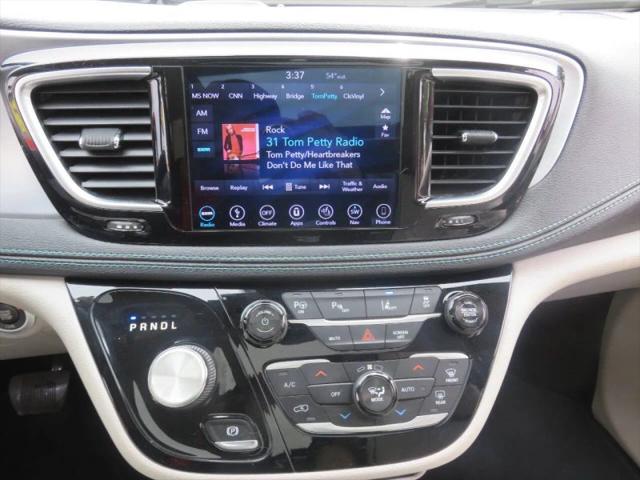 2018 Chrysler Pacifica Hybrid Limited