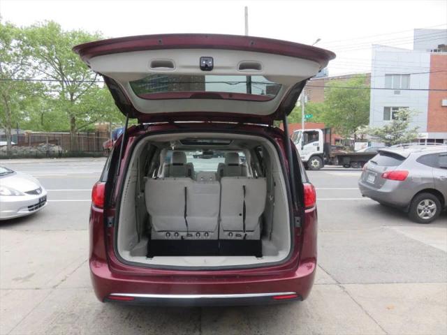 2018 Chrysler Pacifica Hybrid Limited
