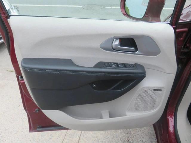 2018 Chrysler Pacifica Hybrid Limited