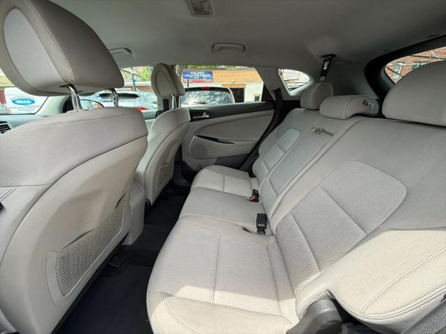 2016 Hyundai Tucson SE
