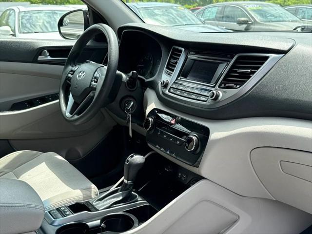 2016 Hyundai Tucson SE