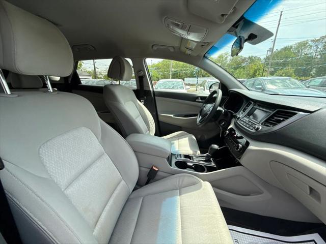 2016 Hyundai Tucson SE