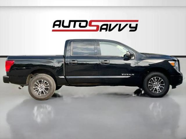 2024 Nissan Titan Crew Cab SV 4x4