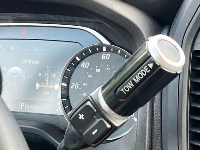 2024 Nissan Titan Crew Cab SV 4x4