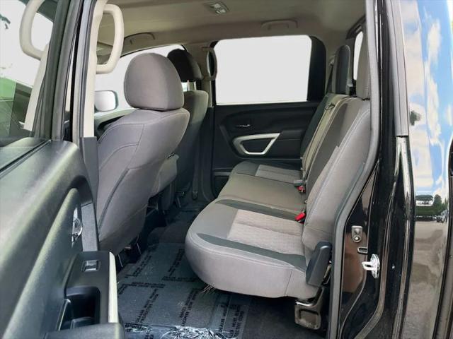 2024 Nissan Titan Crew Cab SV 4x4