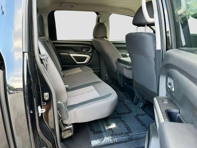 2024 Nissan Titan Crew Cab SV 4x4
