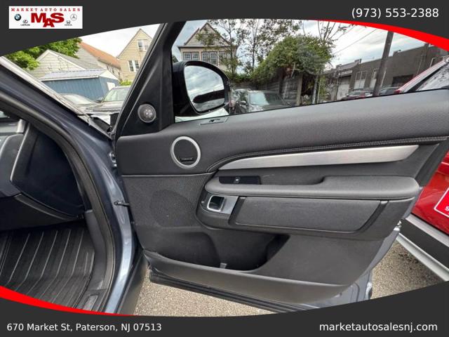 2022 Land Rover Discovery P360 S R-Dynamic