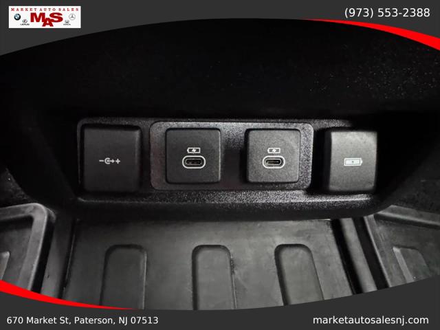 2022 Land Rover Discovery P360 S R-Dynamic