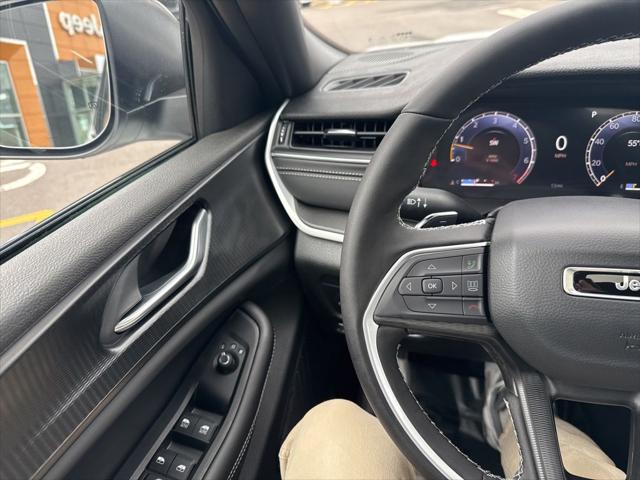 2026 Jeep Grand Cherokee L Altitude 4x4