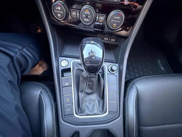 2022 Volkswagen Jetta 1.5T SE