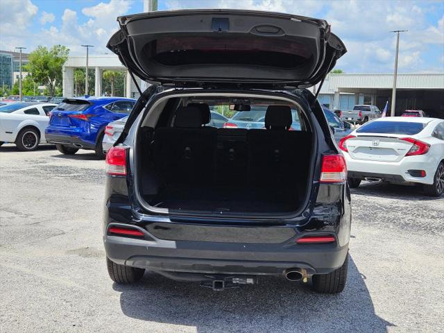 2016 Kia Sorento 2.4L LX