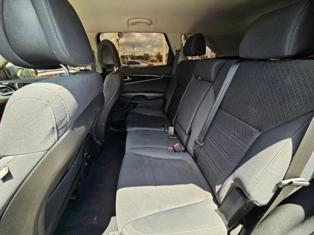 2016 Kia Sorento 2.4L LX