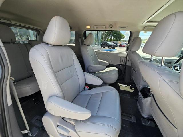 2017 Toyota Sienna XLE 7 Passenger