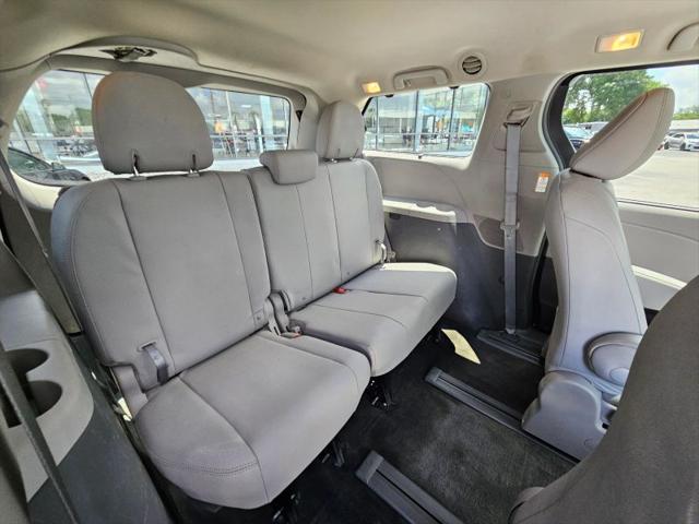2017 Toyota Sienna XLE 7 Passenger