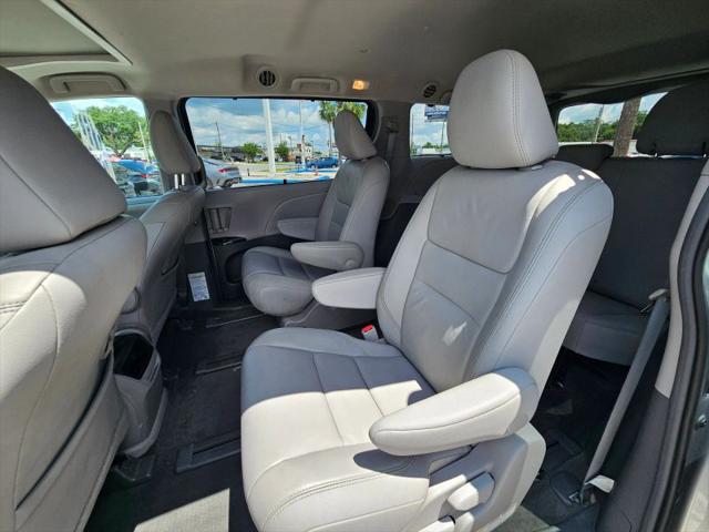 2017 Toyota Sienna XLE 7 Passenger
