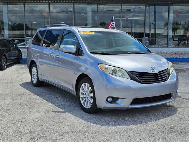 2017 Toyota Sienna XLE 7 Passenger