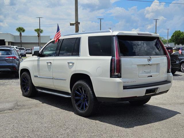 2015 Cadillac Escalade Luxury