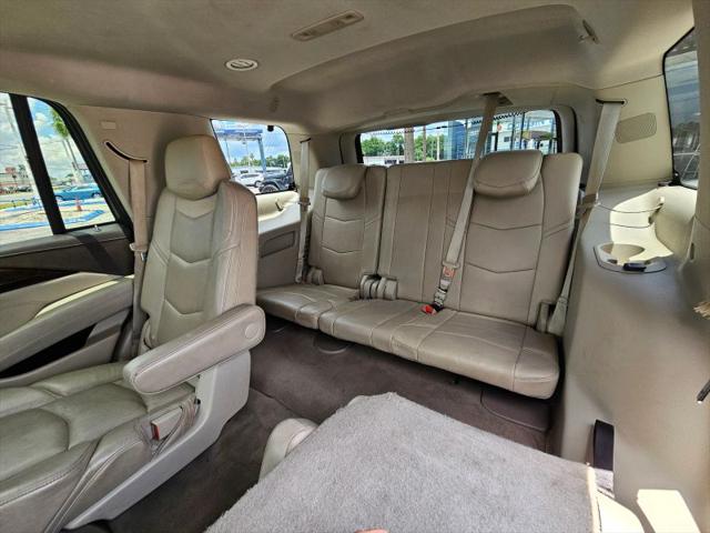 2015 Cadillac Escalade Luxury