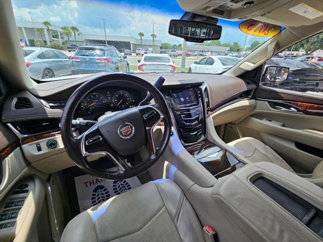 2015 Cadillac Escalade Luxury