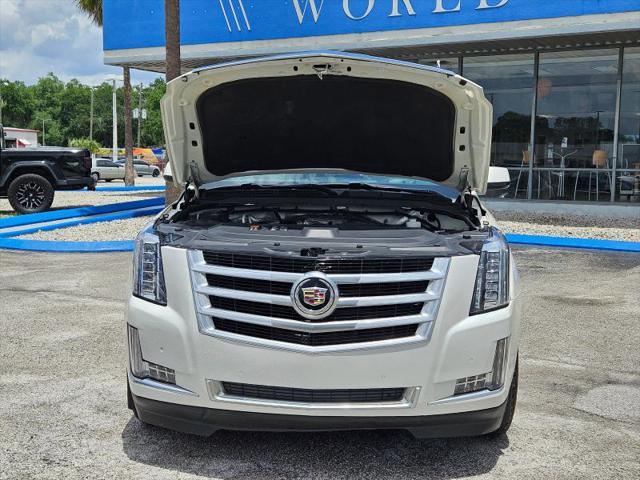 2015 Cadillac Escalade Luxury