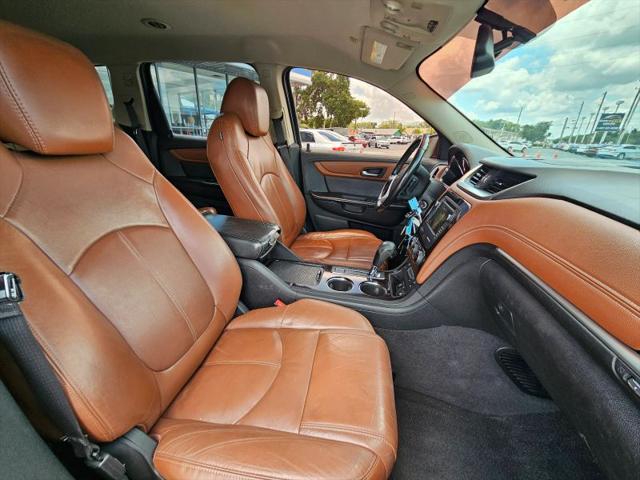 2017 Chevrolet Traverse 2LT